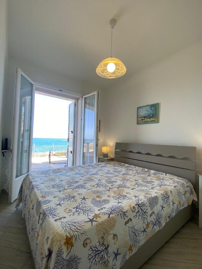 La Porta Sul Lungomare Apartment Castelsardo Bagian luar foto