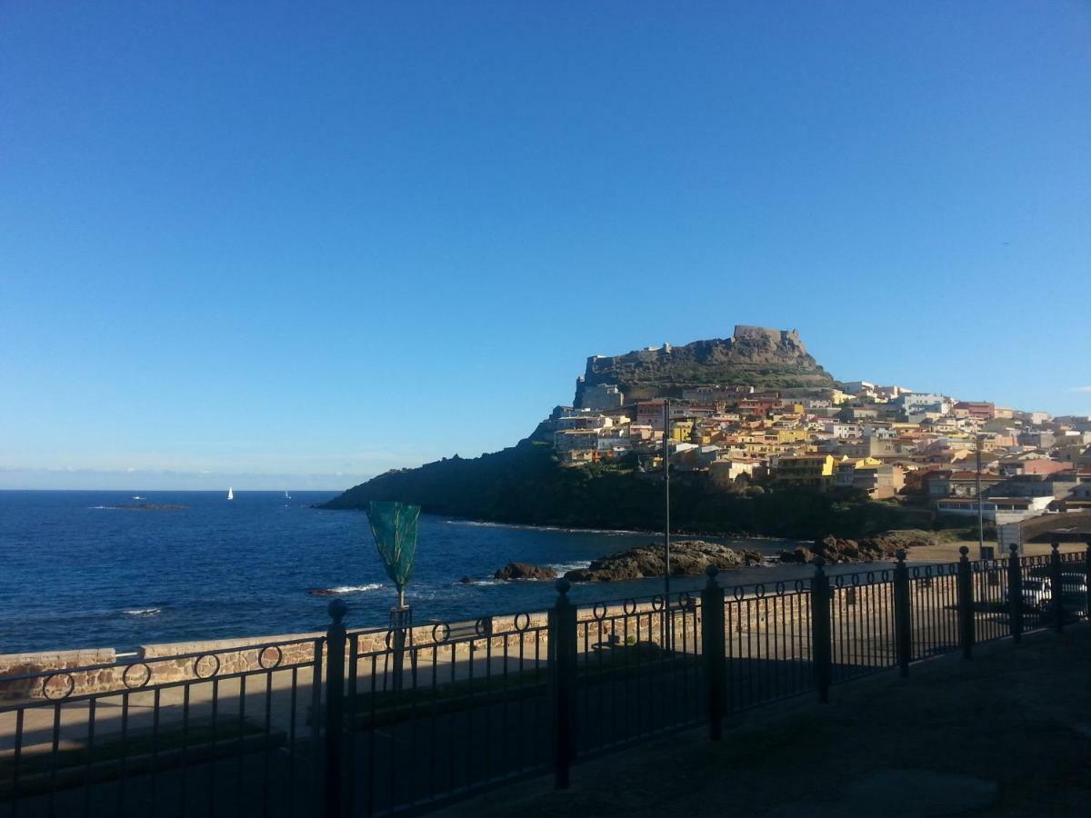 La Porta Sul Lungomare Apartment Castelsardo Bagian luar foto